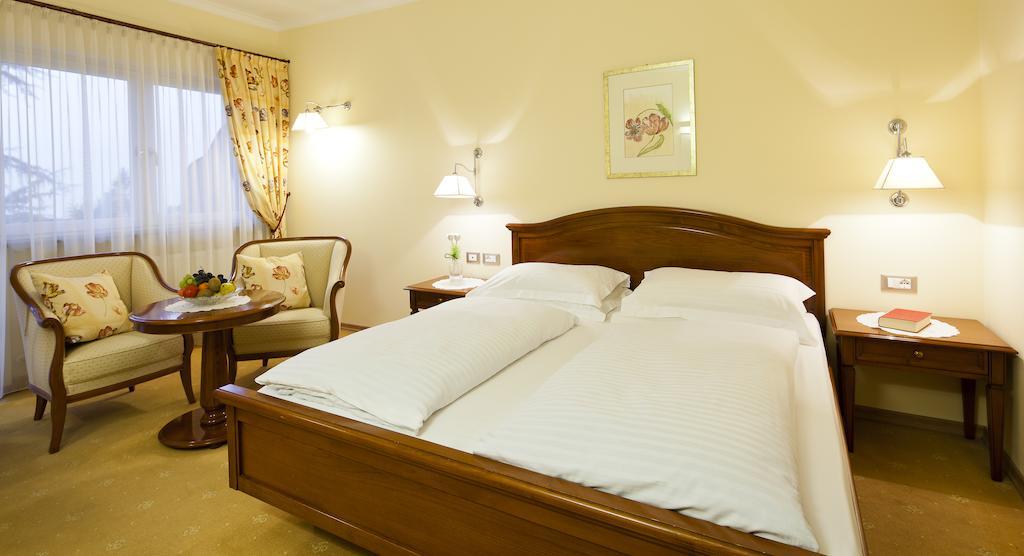 Hotel Aster Merano Exterior photo